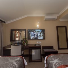 Sunbird Lilongwe Hotel in Lilongwe, Malawi from 152$, photos, reviews - zenhotels.com room amenities photo 2