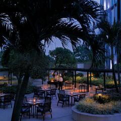 Отель New World Saigon Hotel Вьетнам, Хошимин - отзывы, цены и фото номеров - забронировать отель New World Saigon Hotel онлайн