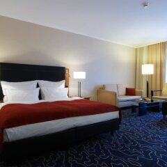 Отель Steigenberger Hotel Hamburg Германия, Гамбург - 2 отзыва об отеле, цены и фото номеров - забронировать отель Steigenberger Hotel Hamburg онлайн комната для гостей фото 3