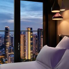 Отель YOTEL Singapore Orchard Road Сингапур комната для гостей фото 2