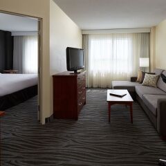 Отель Residence Inn by Marriott Montreal Airport Канада, Монреаль - отзывы, цены и фото номеров - забронировать отель Residence Inn by Marriott Montreal Airport онлайн комната для гостей фото 4