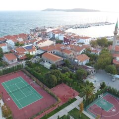 Yorgo Seferis Residence Турция, Урла - отзывы, цены и фото номеров - забронировать отель Yorgo Seferis Residence онлайн спортивное сооружение