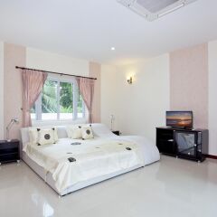 Отель Huay Yai Manor комната для гостей фото 4