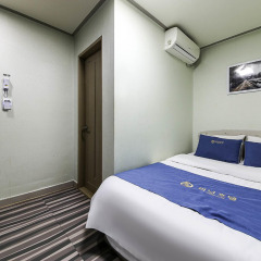 Hotel Peanut комната для гостей