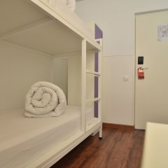 Far Home Atocha in Madrid, Spain from 101$, photos, reviews - zenhotels.com guestroom photo 2