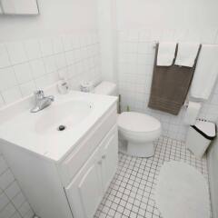 Отель Market Rental NYC Midtown West США, Нью-Йорк - отзывы, цены и фото номеров - забронировать отель Market Rental NYC Midtown West онлайн ванная