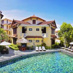 Lotus Hoi An Boutique Hotel & Spa Хойан бассейн