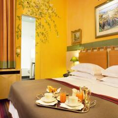 Hotel Cambon в номере