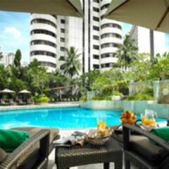 Отель Shangri-La Hotel Kuala Lumpur Малайзия, Куала-Лумпур - 1 отзыв об отеле, цены и фото номеров - забронировать отель Shangri-La Hotel Kuala Lumpur онлайн бассейн фото 3