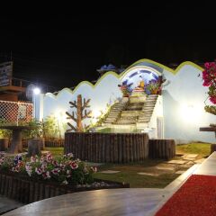 Отель Trekkers Inn Непал, Покхара - отзывы, цены и фото номеров - забронировать отель Trekkers Inn онлайн помещение для мероприятий фото 2