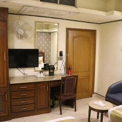 Hotel Royal in Lahore, Pakistan from 65$, photos, reviews - zenhotels.com room amenities photo 2