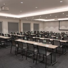 Отель Holiday Inn Munich - Leuchtenbergring Германия, Мюнхен - 3 отзыва об отеле, цены и фото номеров - забронировать отель Holiday Inn Munich - Leuchtenbergring онлайн помещение для мероприятий фото 2
