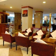 Zabu Thiri Hotel питание