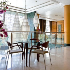 Отель NH Valencia Center интерьер отеля