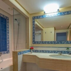 Отель Regency Hotel and Spa Тунис, Монастир - отзывы, цены и фото номеров - забронировать отель Regency Hotel and Spa онлайн ванная