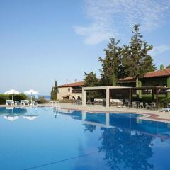 Simantro Beach Hotel бассейн фото 2
