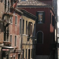 Отель Albergo Doni Италия, Венеция - отзывы, цены и фото номеров - забронировать отель Albergo Doni онлайн спортивное сооружение