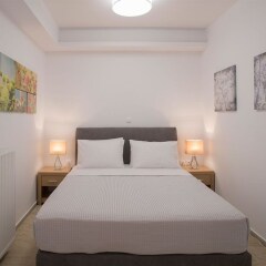 Отель Petal Apartments Греция, Афины - отзывы, цены и фото номеров - забронировать отель Petal Apartments онлайн комната для гостей фото 2