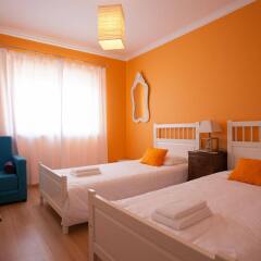 Ericeira Chill Hill Hostel & Private Rooms - Sea Food комната для гостей фото 3