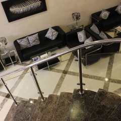 Montreal Naif Hotel фитнесс-зал