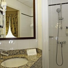 Отель Hôtel des ducs de Bourgogne Париж ванная