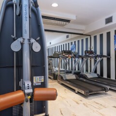 Salles Hotel Marina Portals фитнесс-зал