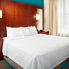 Отель Residence Inn by Marriott Columbus Downtown США, Колумбус - отзывы, цены и фото номеров - забронировать отель Residence Inn by Marriott Columbus Downtown онлайн комната для гостей фото 2