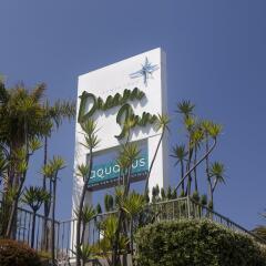Отель Dream Inn Santa Cruz бассейн