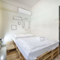 Sloth Hostel Бангкок комната для гостей фото 2
