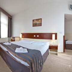 City Partner Hotel Gloria сейф в номере