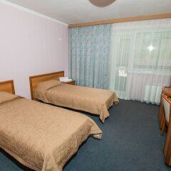 Гостиница Takmak Spa-hotel в Красноярске 1 отзыв об отеле, цены и фото номеров - забронировать гостиницу Takmak Spa-hotel онлайн Красноярск комната для гостей фото 2