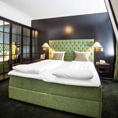 Отель First Kong Frederik 4* Номер Делюкс фото 3