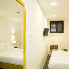 Отель Bo - Alvares Cabral Guest House Порту комната для гостей