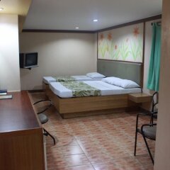 Отель Pinoy Pamilya Hotel Филиппины, Пасай - отзывы, цены и фото номеров - забронировать отель Pinoy Pamilya Hotel онлайн сейф в номере