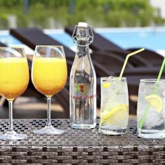 White Rock Castle Suite Hotel в номере фото 2