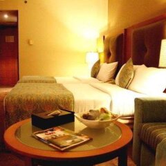 Landmark Summit Hotel в номере