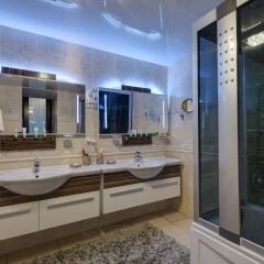 Гостиница Baden Baden Украина, Подворки - отзывы, цены и фото номеров - забронировать гостиницу Baden Baden онлайн ванная