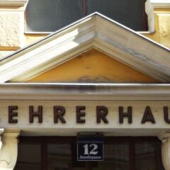 Отель Pension Lehrerhaus Вена вид на фасад фото 2