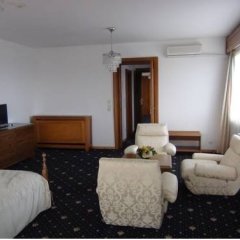 Hotel Boyana Residence in Sofia, Bulgaria from 81$, photos, reviews - zenhotels.com guestroom