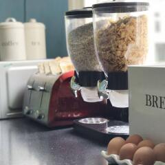 Отель New Cross Inn Hostel Великобритания, Лондон - отзывы, цены и фото номеров - забронировать отель New Cross Inn Hostel онлайн с домашними животными