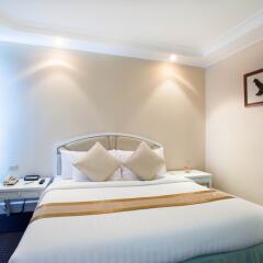 Отель Windsor Suites And Convention Бангкок комната для гостей фото 4