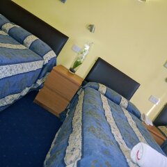 Pacific Hotel развлечения