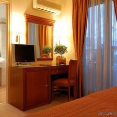 Отель Athens Atrium Hotel and Suites Греция, Афины - 2 отзыва об отеле, цены и фото номеров - забронировать отель Athens Atrium Hotel and Suites онлайн удобства в номере