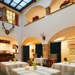 Отель Goldener Hirsch, a Luxury Collection Hotel, Salzburg Австрия, Зальцбург - отзывы, цены и фото номеров - забронировать отель Goldener Hirsch, a Luxury Collection Hotel, Salzburg онлайн питание