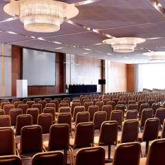 Отель Hilton Athens с домашними животными