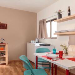 Отель Stay - Hostel, Apartments, Lounge Греция, Родос - 2 отзыва об отеле, цены и фото номеров - забронировать отель Stay - Hostel, Apartments, Lounge онлайн комната для гостей фото 2