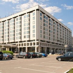 Гостиница Рэдиссон Славянская парковка