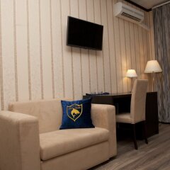 Hotel Gold Shark комната для гостей