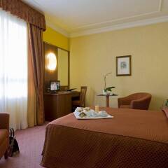 Hotel President комната для гостей