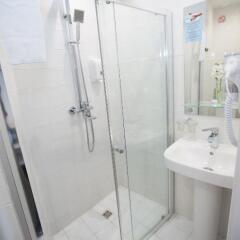 Apart-Hotel Naumov 3* Стандартный номер двуспальная кровать фото 14